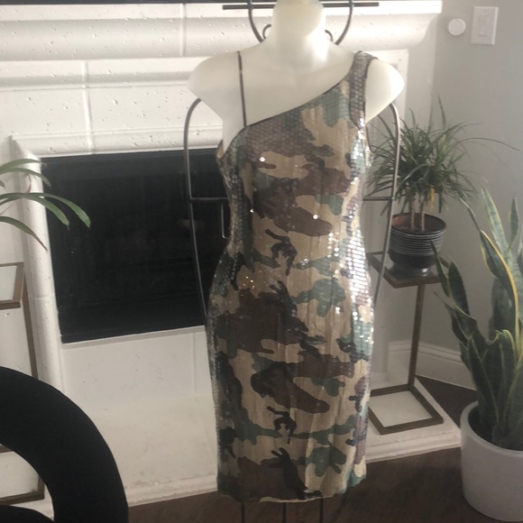 Basix II Dresses & Skirts - Basix II 💯 silk!!